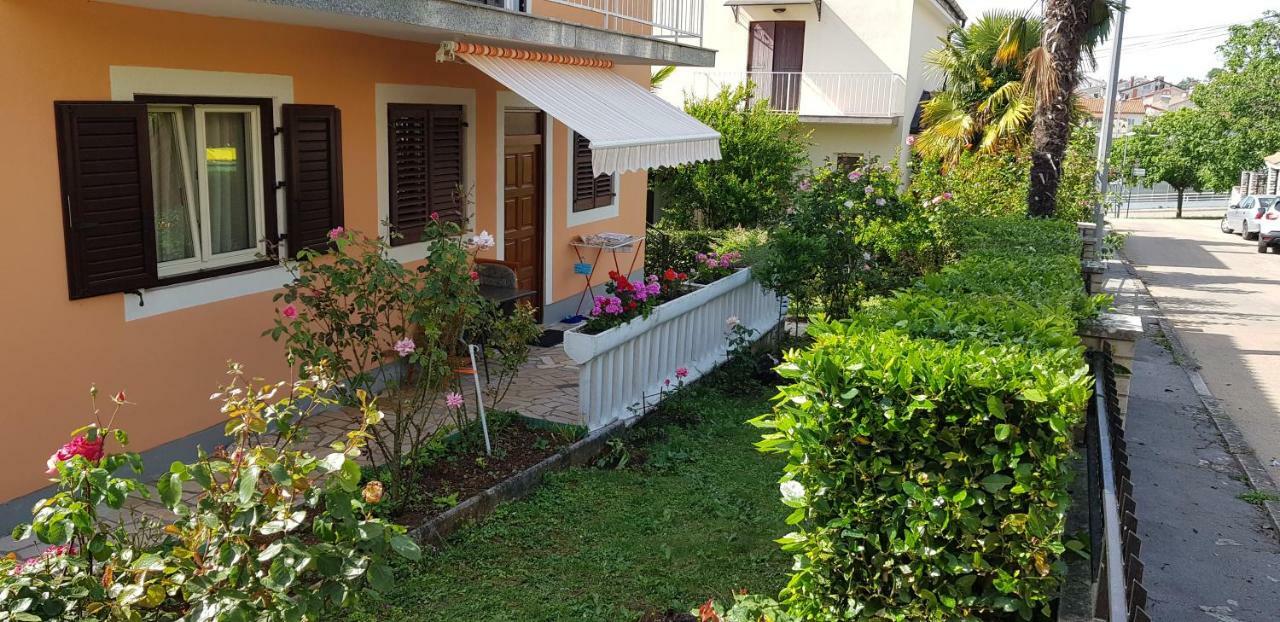 Clara 3 Apartment Porec Exterior photo